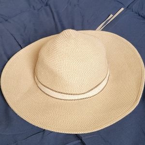 Solar escape hat